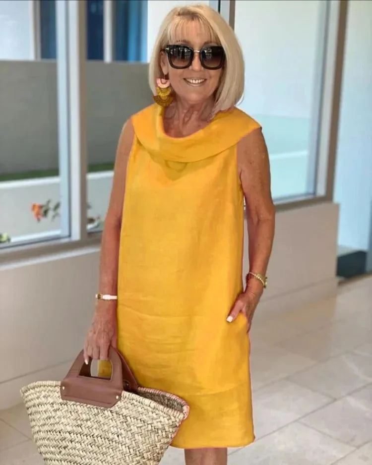 Elara | Sleeveless Crew-Neck Shift Dress